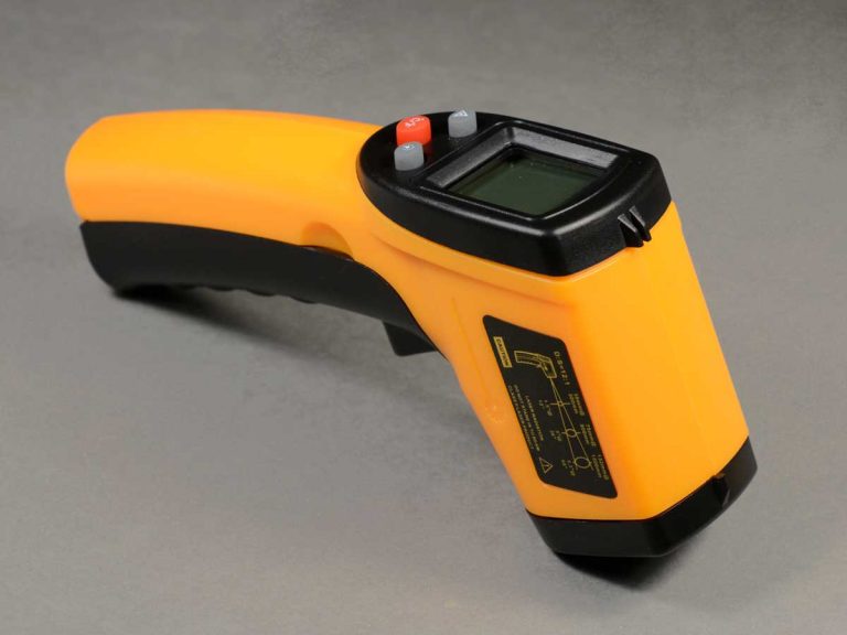Handheld-Gun-Digital-LCD-Temperature-Thermometer-Laser-Non-Contact-IR-Infrared-infravörös-lézeres-kézi-hőmérő-hangya-ant-formicarium-formikárium
