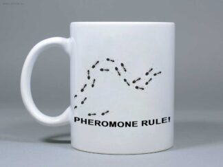 "Pheromone rule!" bögre
